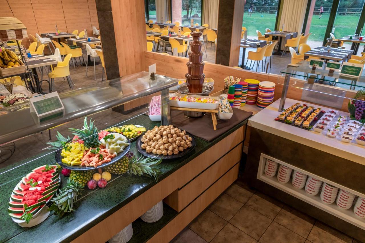 Vilar Rural De Sant Hilari Sacalm By Serhs Hotels Bagian luar foto