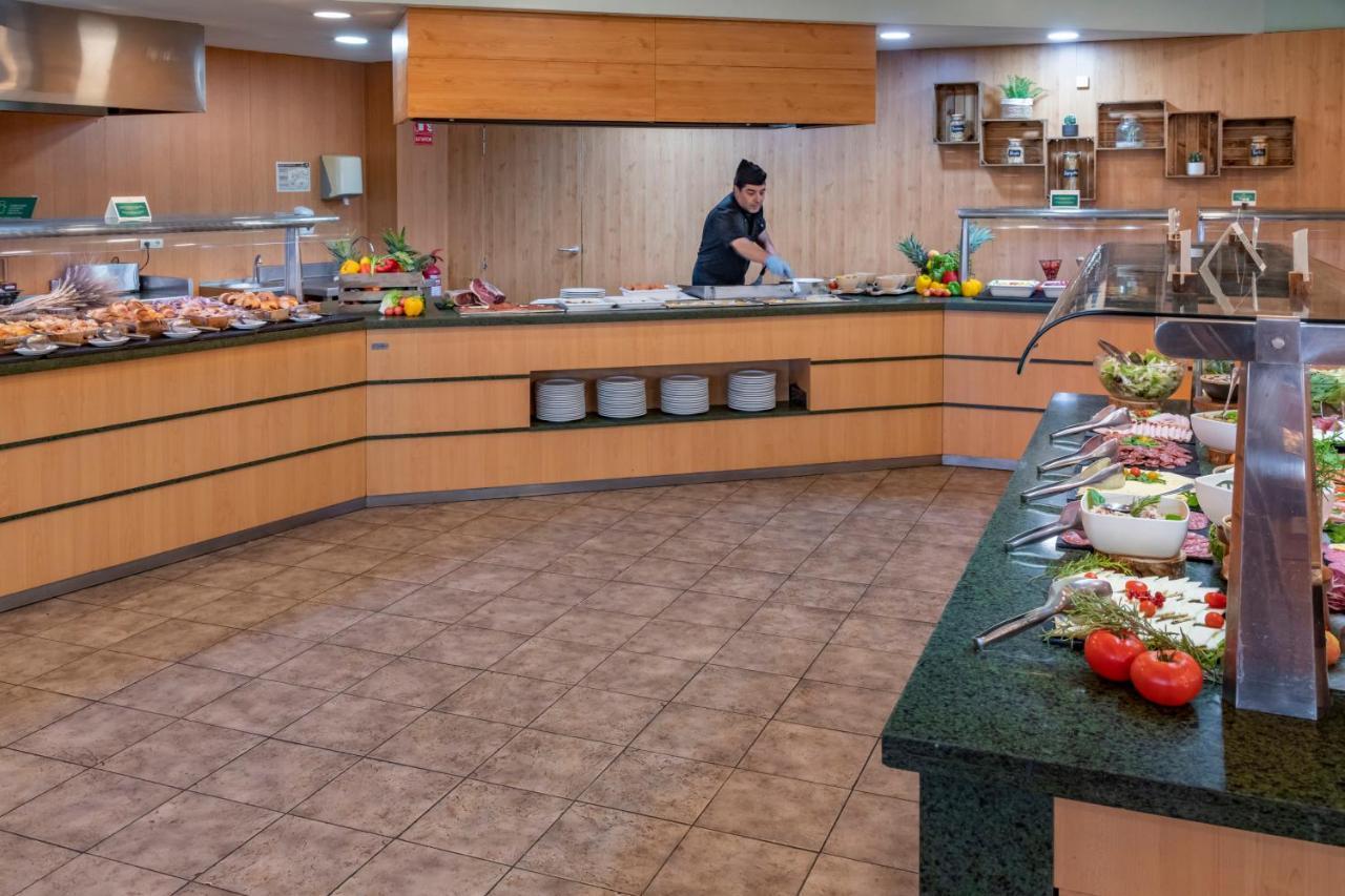 Vilar Rural De Sant Hilari Sacalm By Serhs Hotels Bagian luar foto
