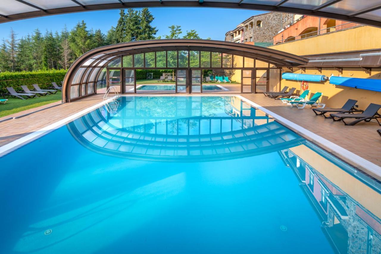 Vilar Rural De Sant Hilari Sacalm By Serhs Hotels Bagian luar foto