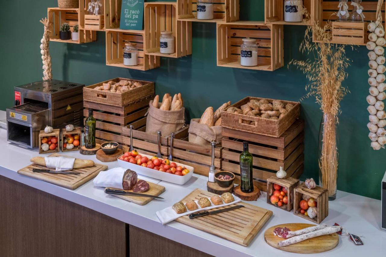 Vilar Rural De Sant Hilari Sacalm By Serhs Hotels Bagian luar foto