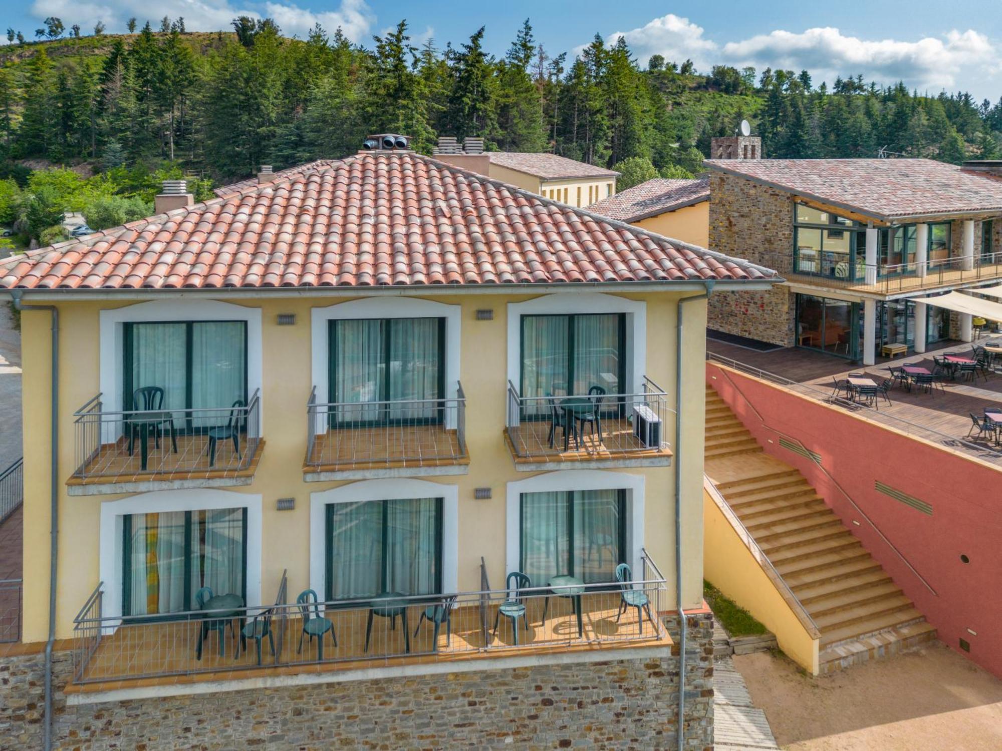 Vilar Rural De Sant Hilari Sacalm By Serhs Hotels Bagian luar foto