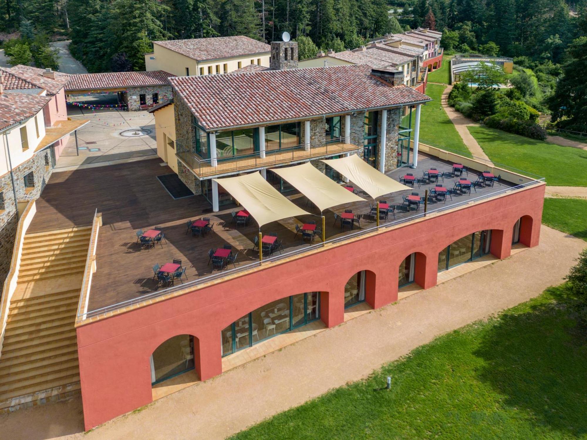 Vilar Rural De Sant Hilari Sacalm By Serhs Hotels Bagian luar foto