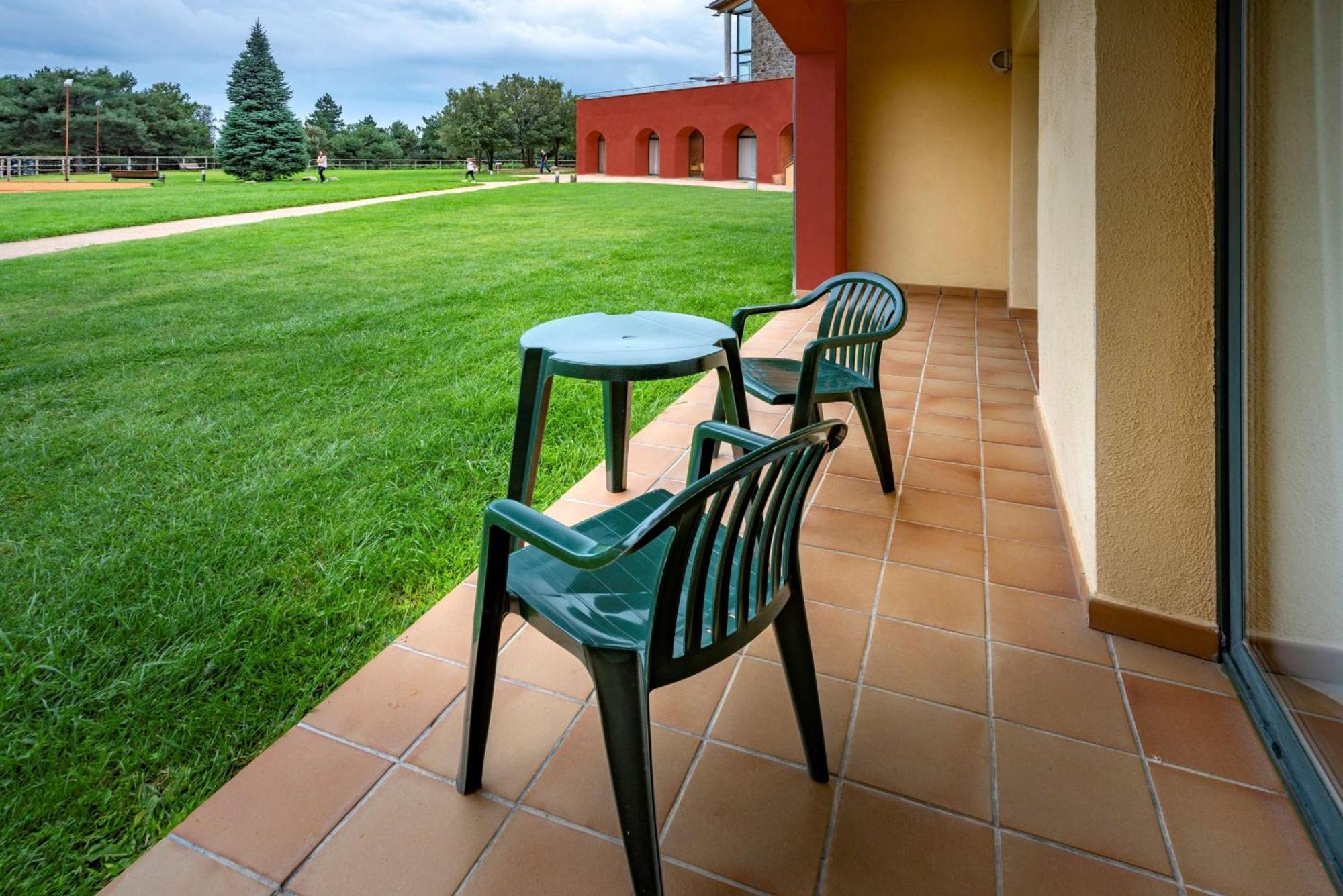 Vilar Rural De Sant Hilari Sacalm By Serhs Hotels Bagian luar foto