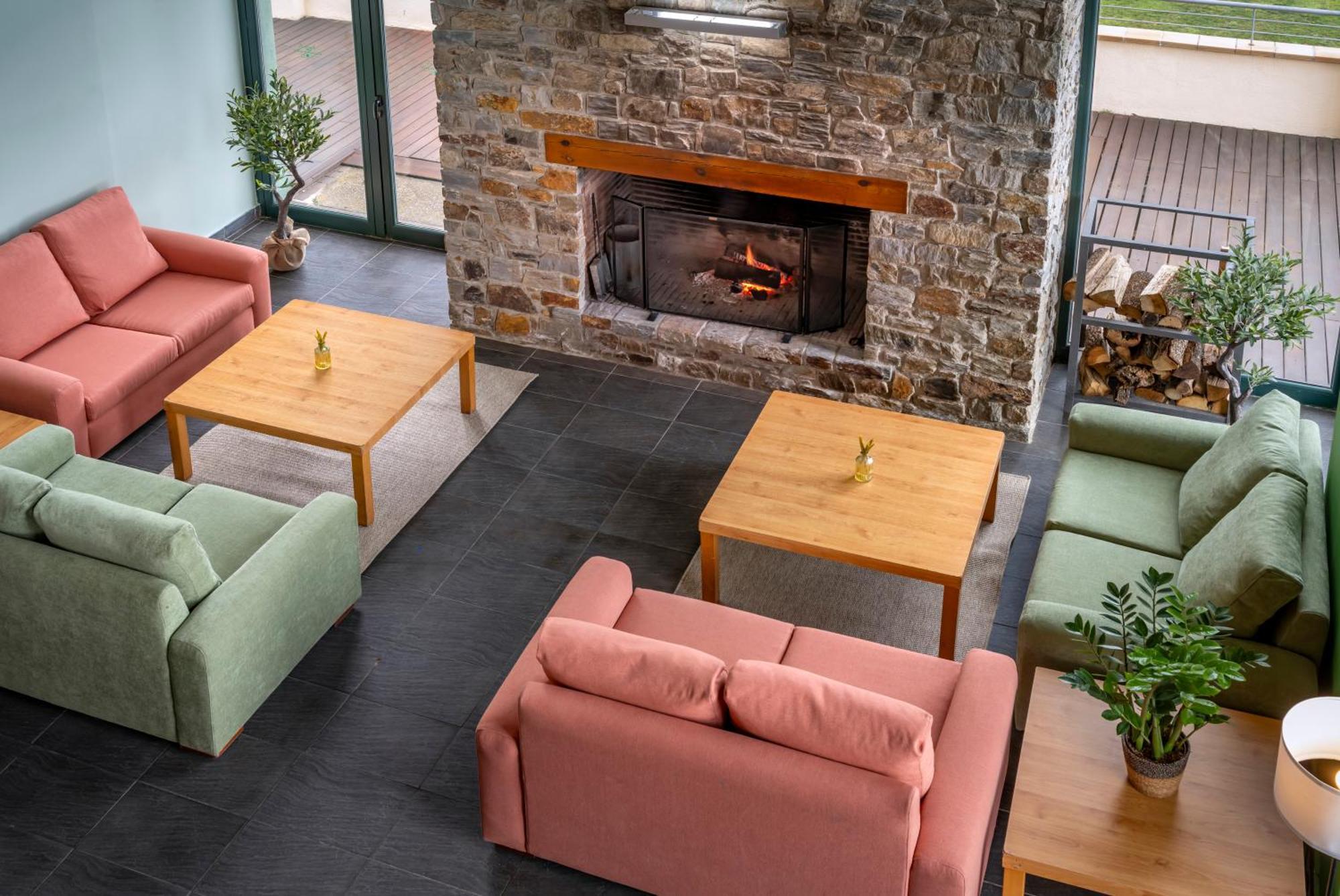 Vilar Rural De Sant Hilari Sacalm By Serhs Hotels Bagian luar foto
