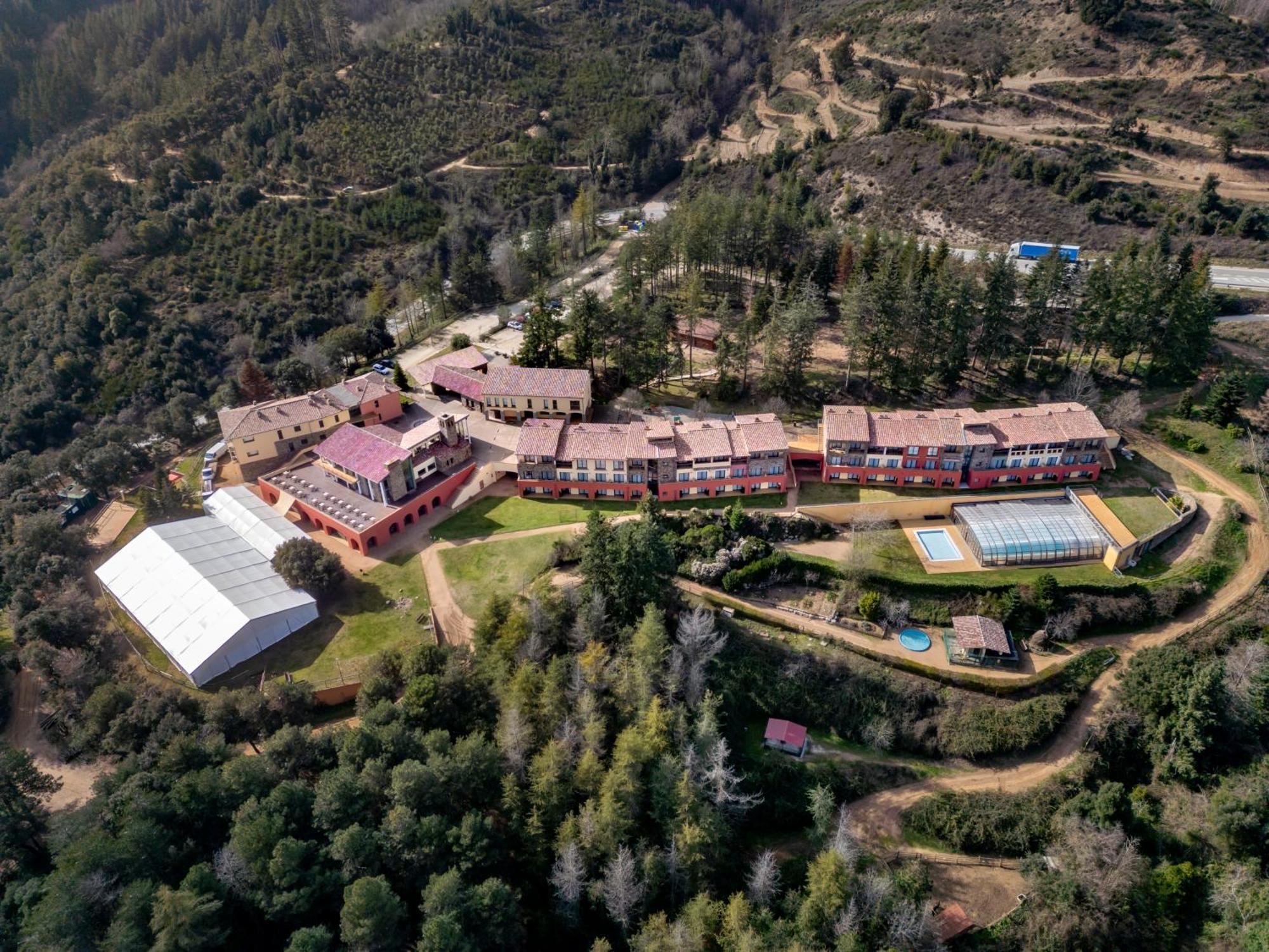 Vilar Rural De Sant Hilari Sacalm By Serhs Hotels Bagian luar foto
